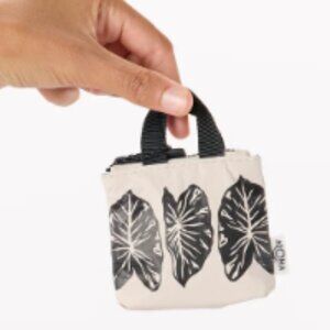 Aloha Collection  Tiny Tripper Kalo  NWT